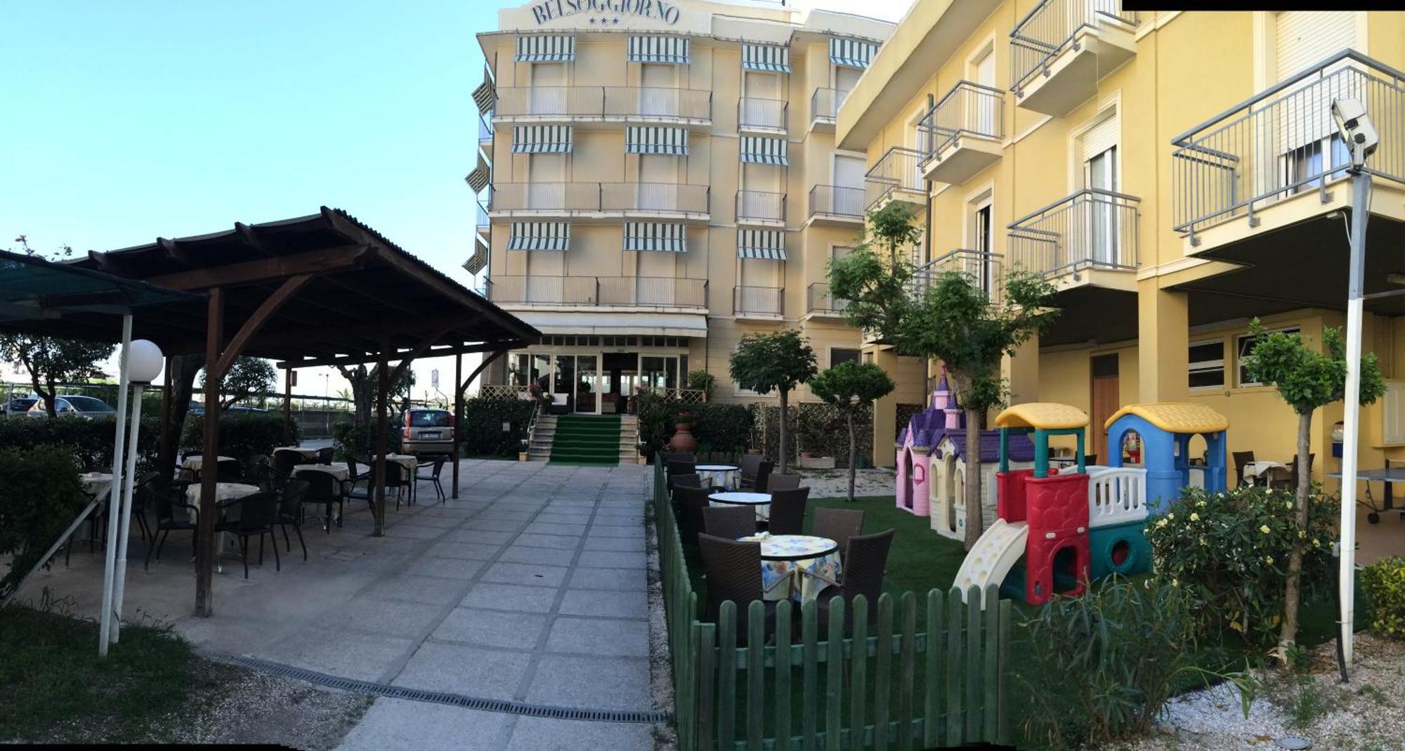 Hotel Belsoggiorno Cattolica Exterior photo